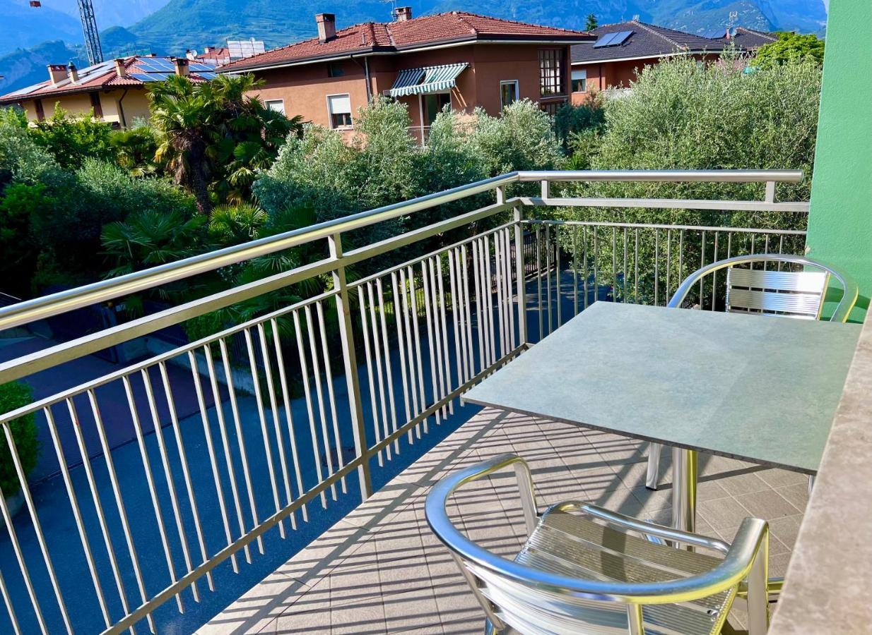 Villa Verde Riva del Garda Exterior foto