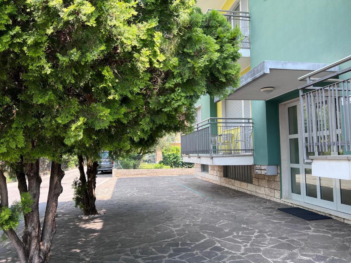 Villa Verde Riva del Garda Exterior foto